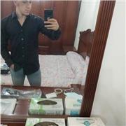 Graduado en Economía y con el máster de profesorado se ofrece como profesor particular de matemáticas y economía para clases de refuerzo en verano y/o durante el curso escolar